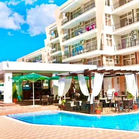 Grand Kamelia Sunny *