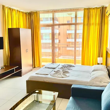 Lejlighed Grand Kamelia Sunny