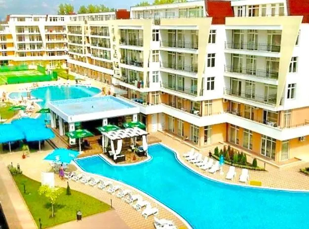 Grand Kamelia Sunny Apartment