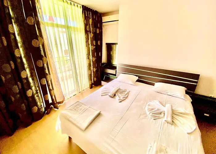 Grand Kamelia Sunny Slantschew brjag